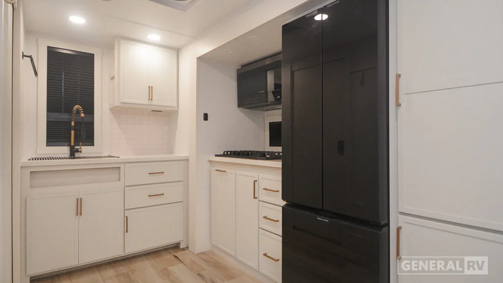 2026 Brinkley Model I 235, Photos photo 6