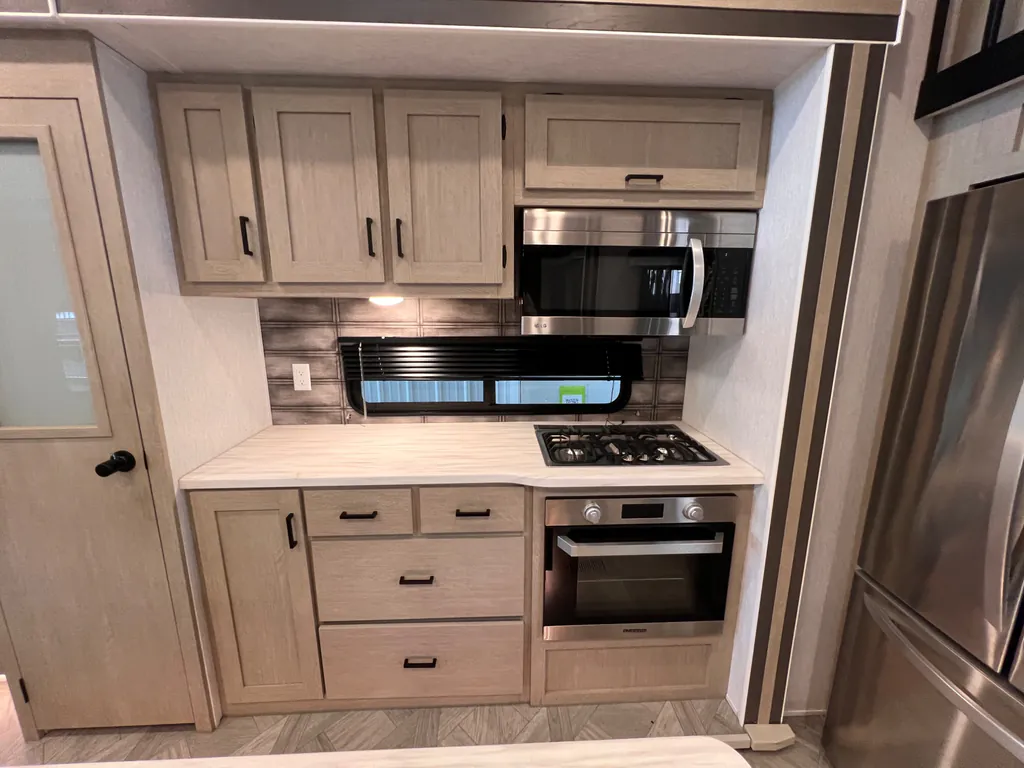 2023 Forest River Salem Grand Villa 42DL, Photos photo 14