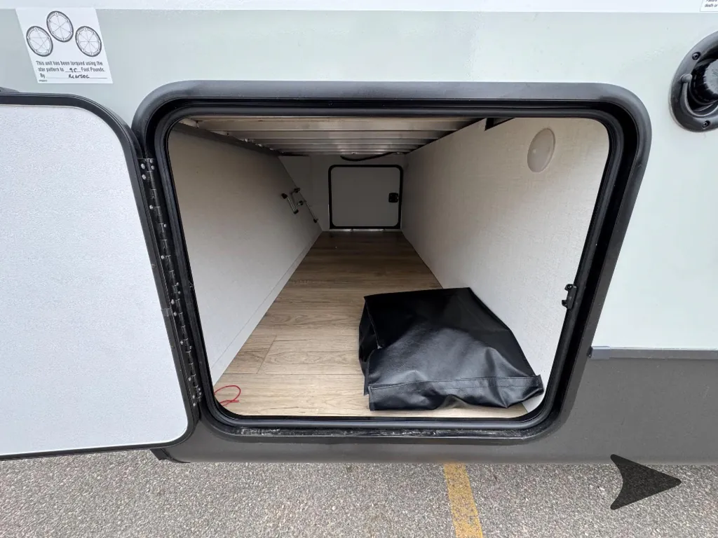 2026 Forest River Flagstaff Micro Lite 25FBD, Photos photo 17