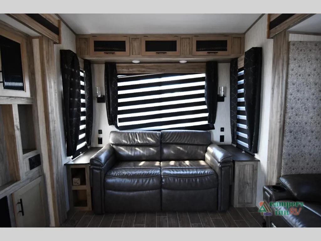 2021 Forest River Cherokee Arctic Wolf 3550 SUITE, Photos photo 37