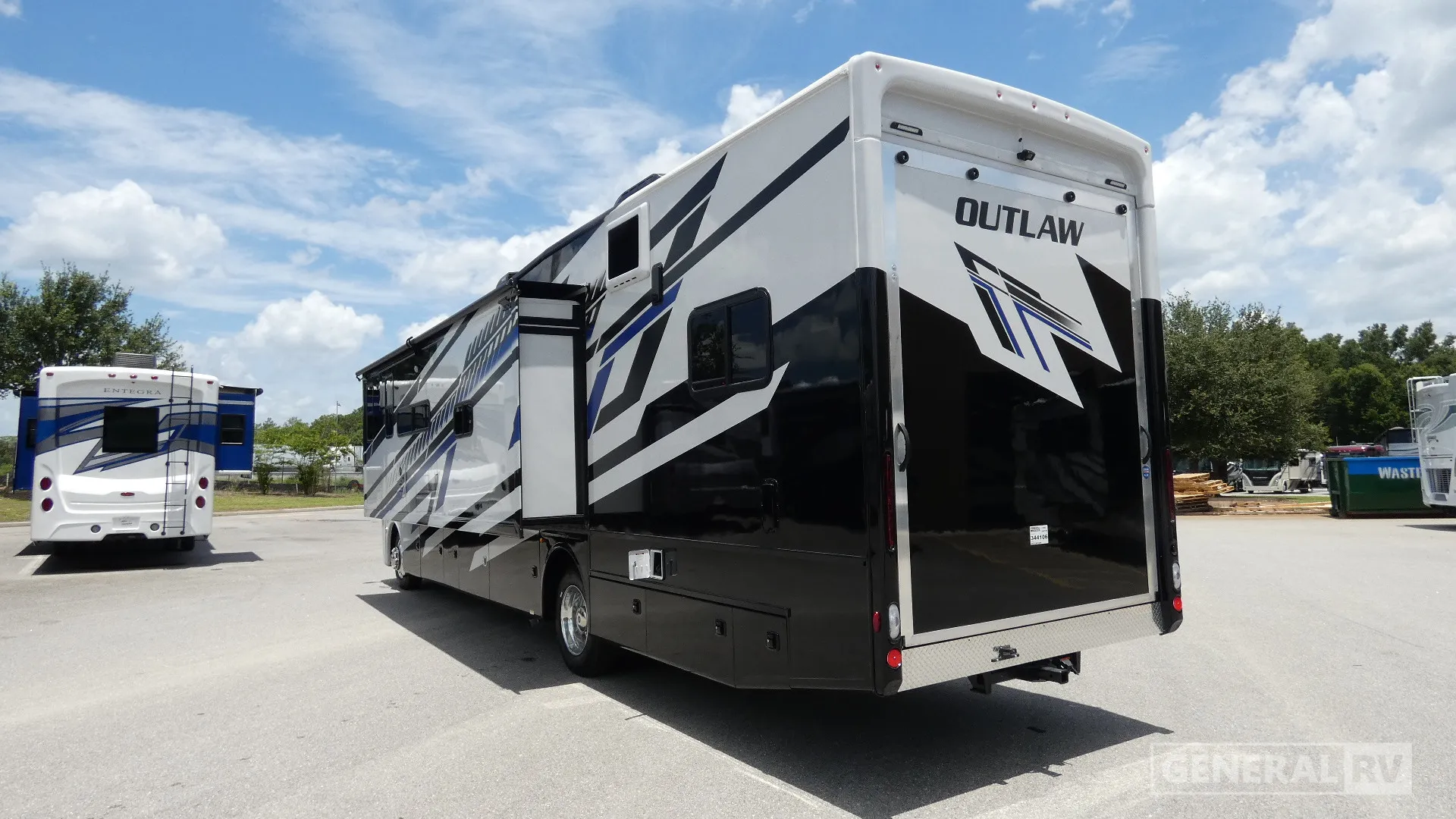 2027 Thor Motor Coach Outlaw 38M - Photo 4