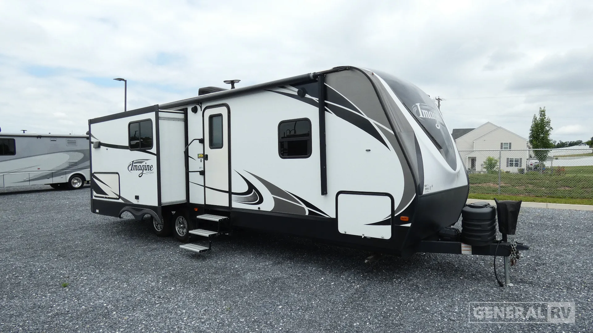 2018 Grand Design Imagine 2670MK - Photo 2