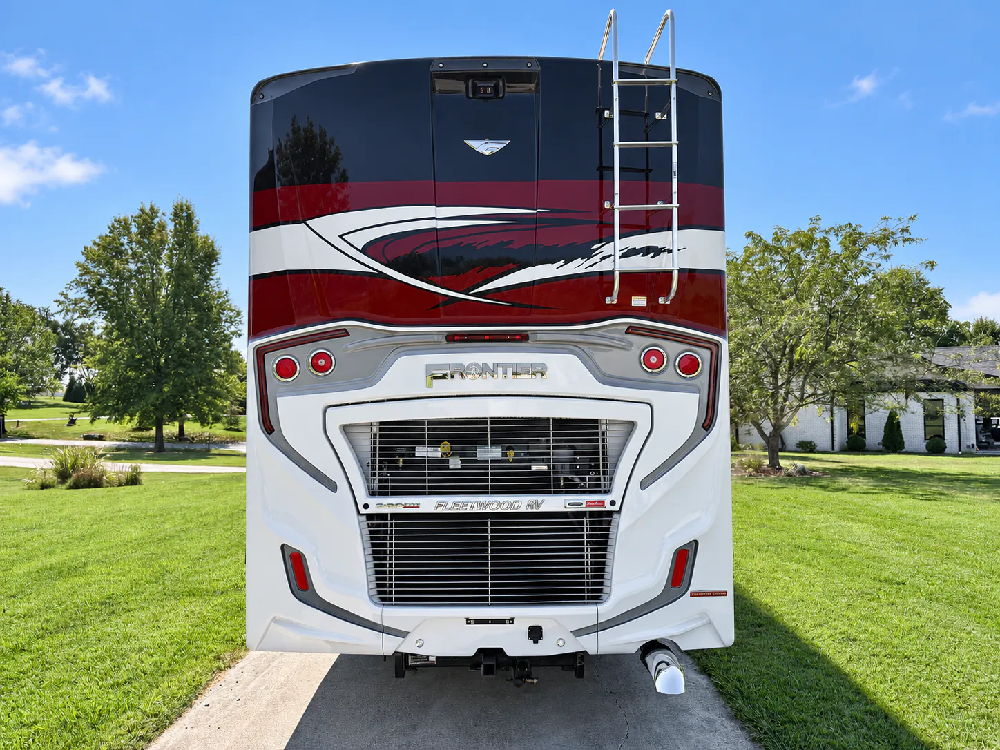 2027 Fleetwood Frontier 37S - Photo 3