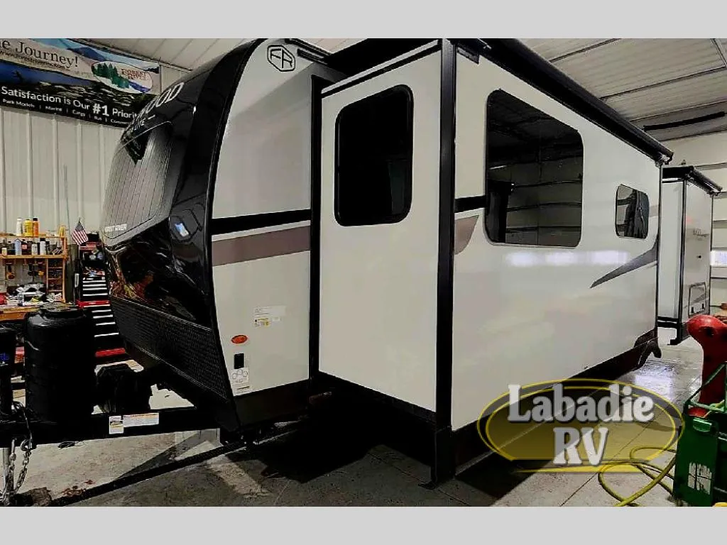 2026 Forest River Rockwood Ultra Lite 2608BS - Photo 3