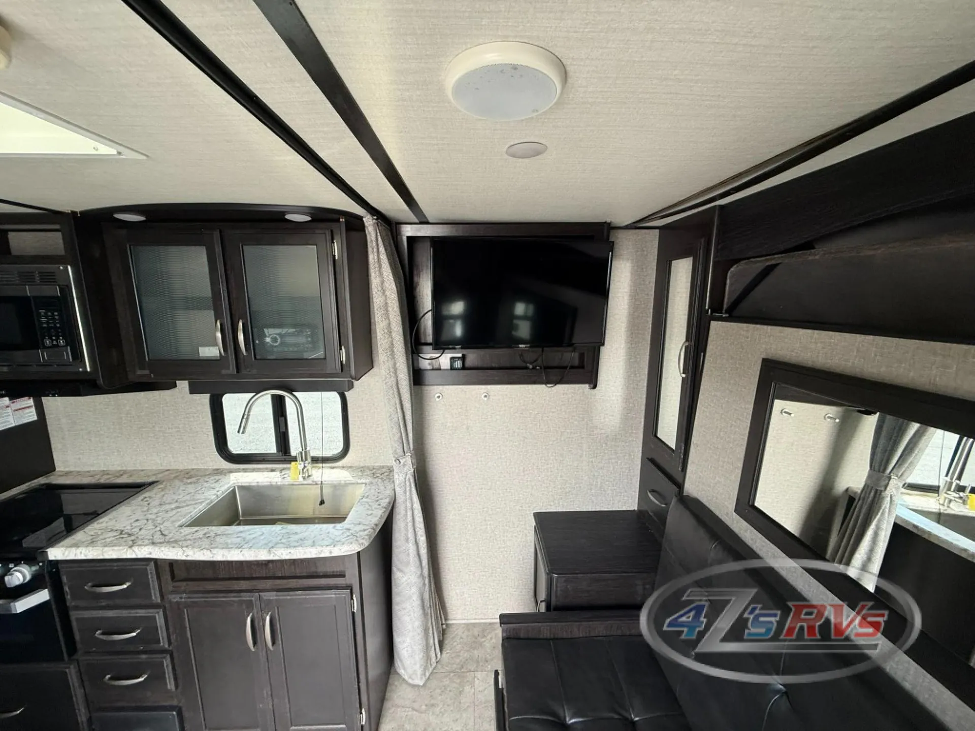 2019 Grand Design Imagine XLS 21BHE - Photo 3