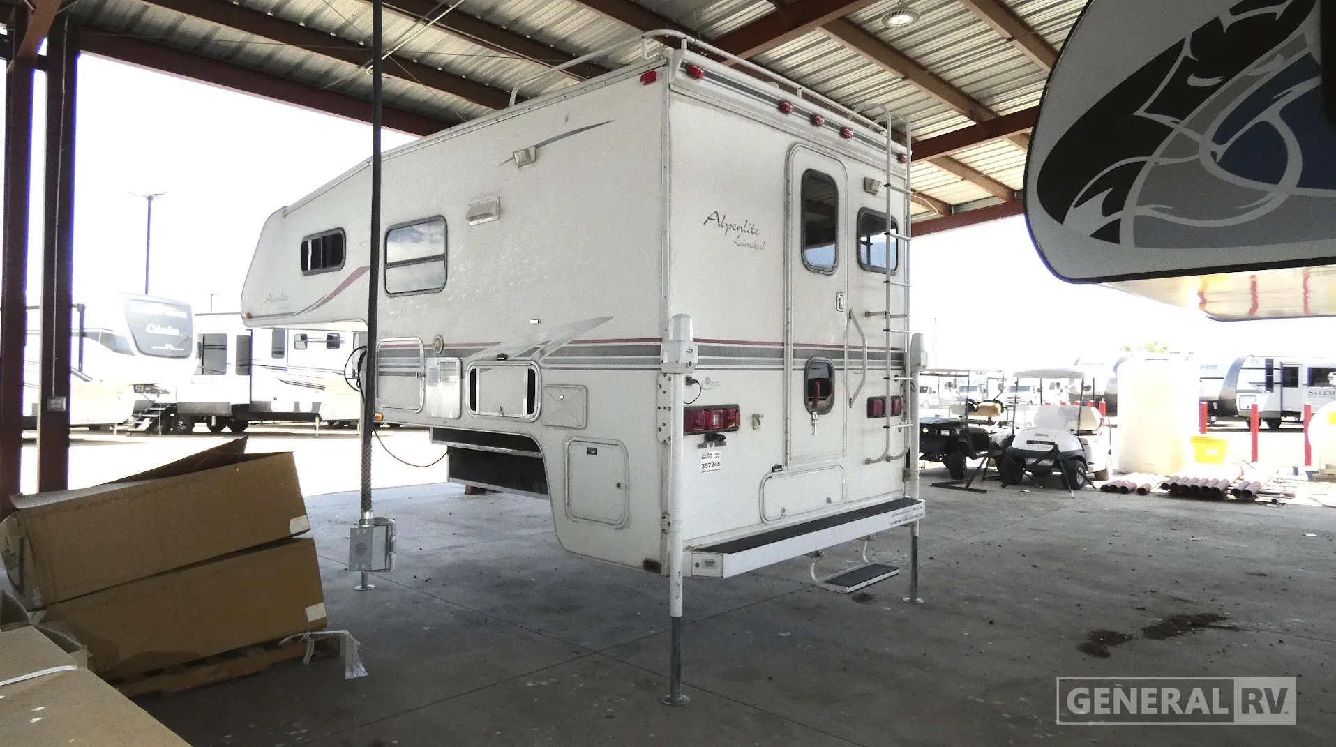 2004 Western RV Alpenlite Limited Saratoga 930 - Photo 4