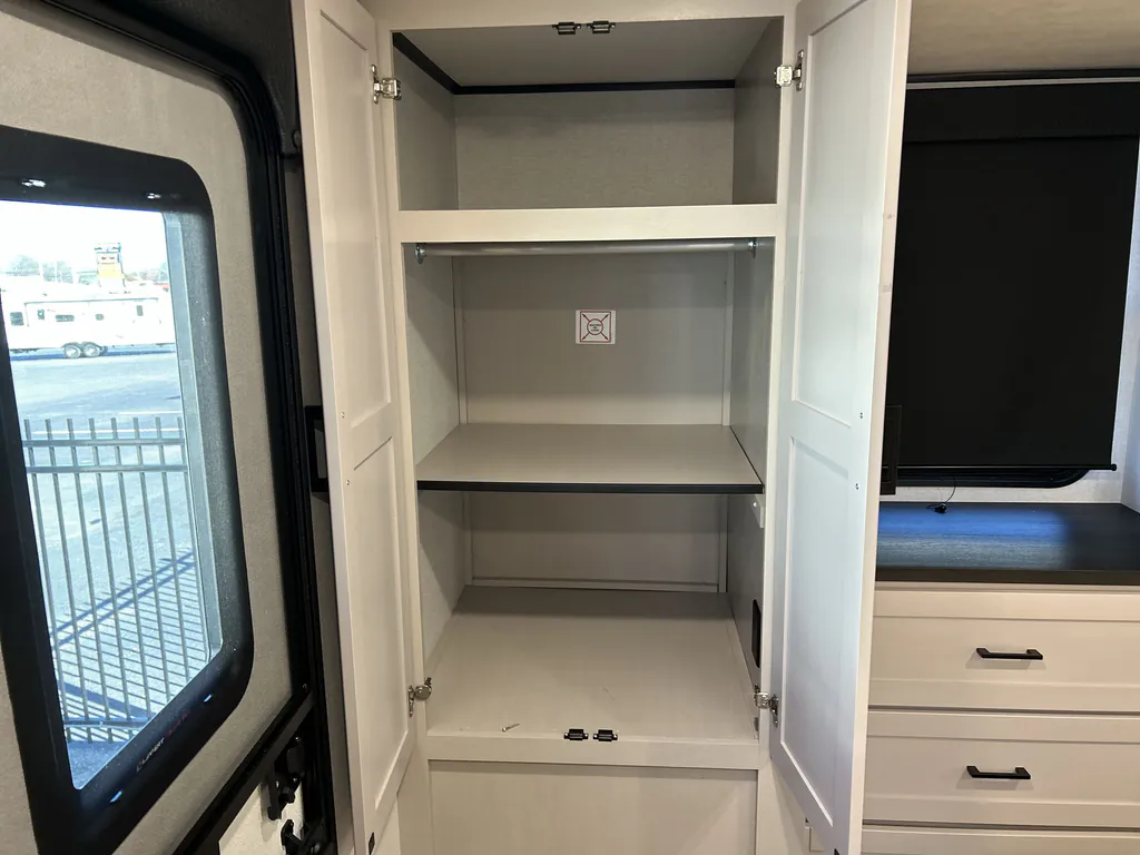 2026 Jayco Jay Feather 26FK, Photos photo 19