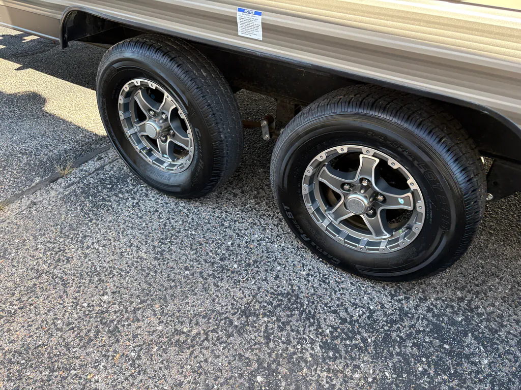 2019 Forest River Cherokee Grey Wolf 26DJSE, Photos photo 30
