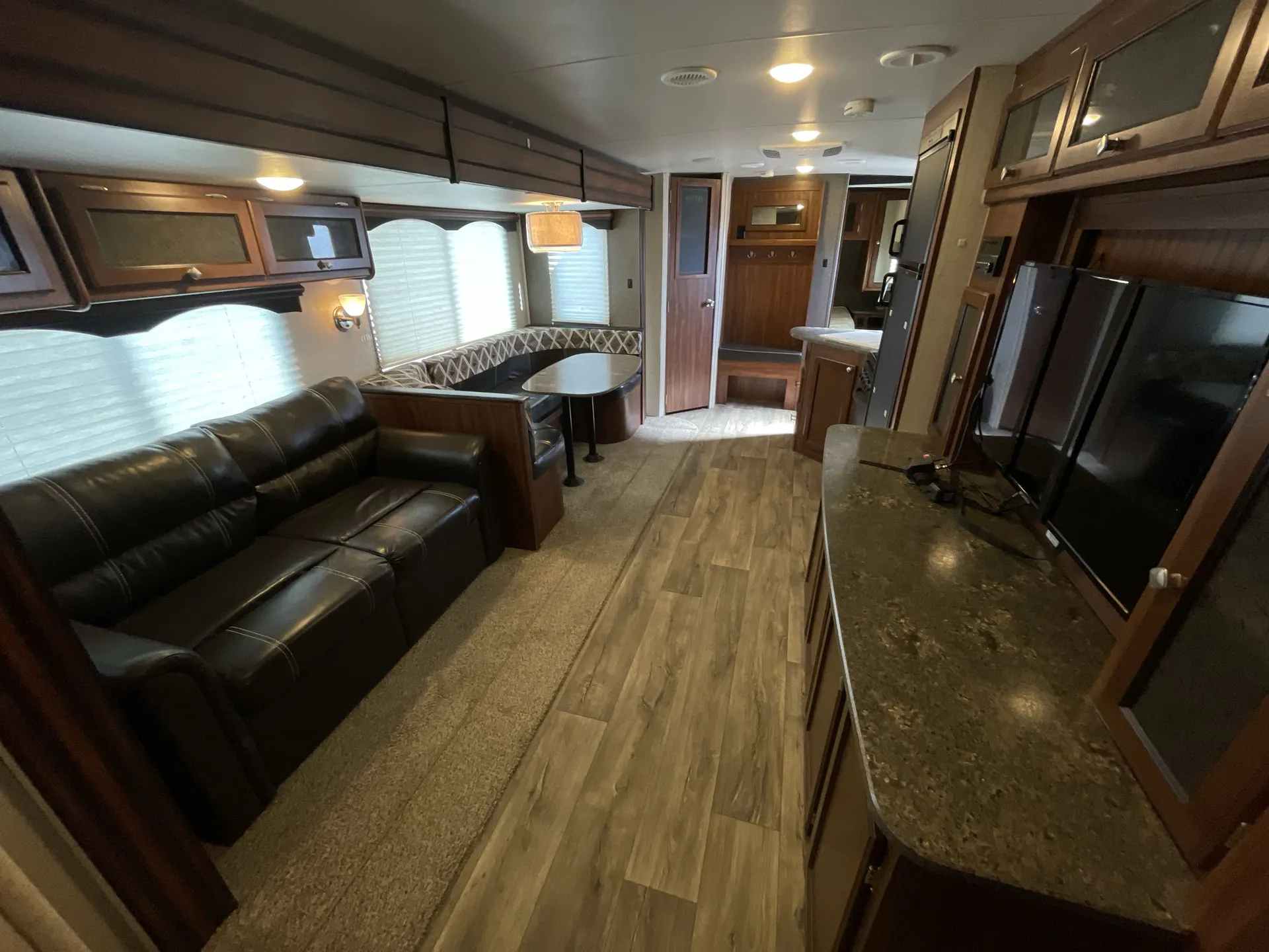 2017 Heartland Wilderness 3125 BH — living area main