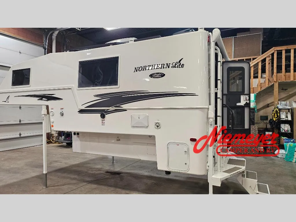 2026 Northern Lite Limited Edition 10-2EXLEDB - Main photo