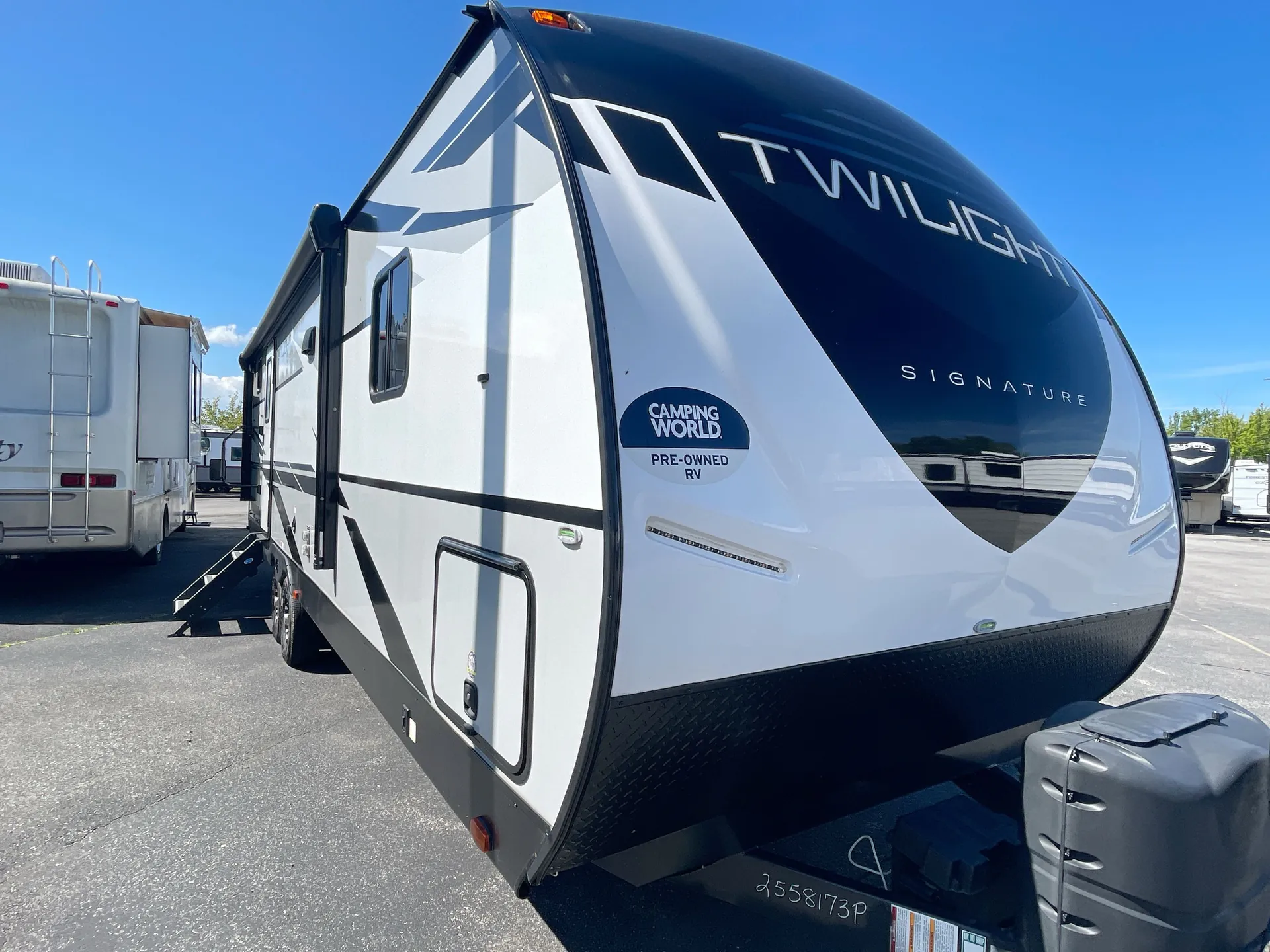 2021 Twilight Rv Signature 2800 - Main photo