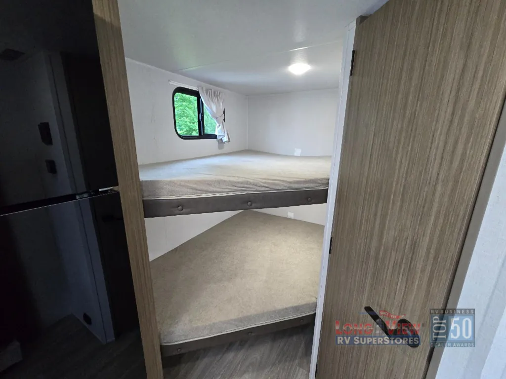 2027 Forest River Wildwood FSX 178BH, Photos photo 12