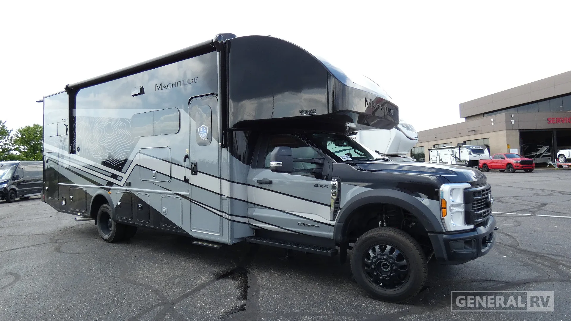2027 Thor Motor Coach Magnitude Z30 - Photo 2