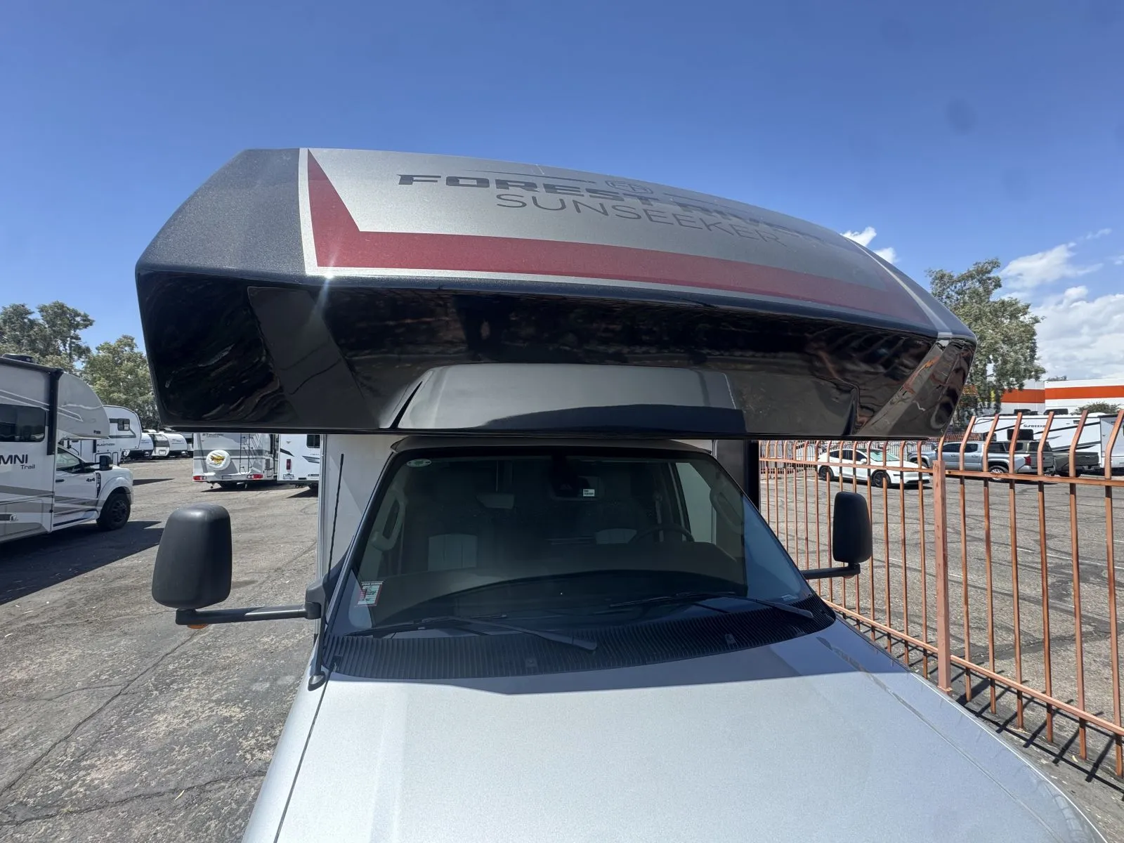 2026 Forest River Sunseeker 2860DS - Photo 4