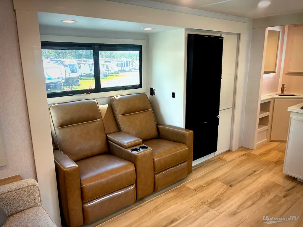 2026 Brinkley Model I 294, Photos photo 10