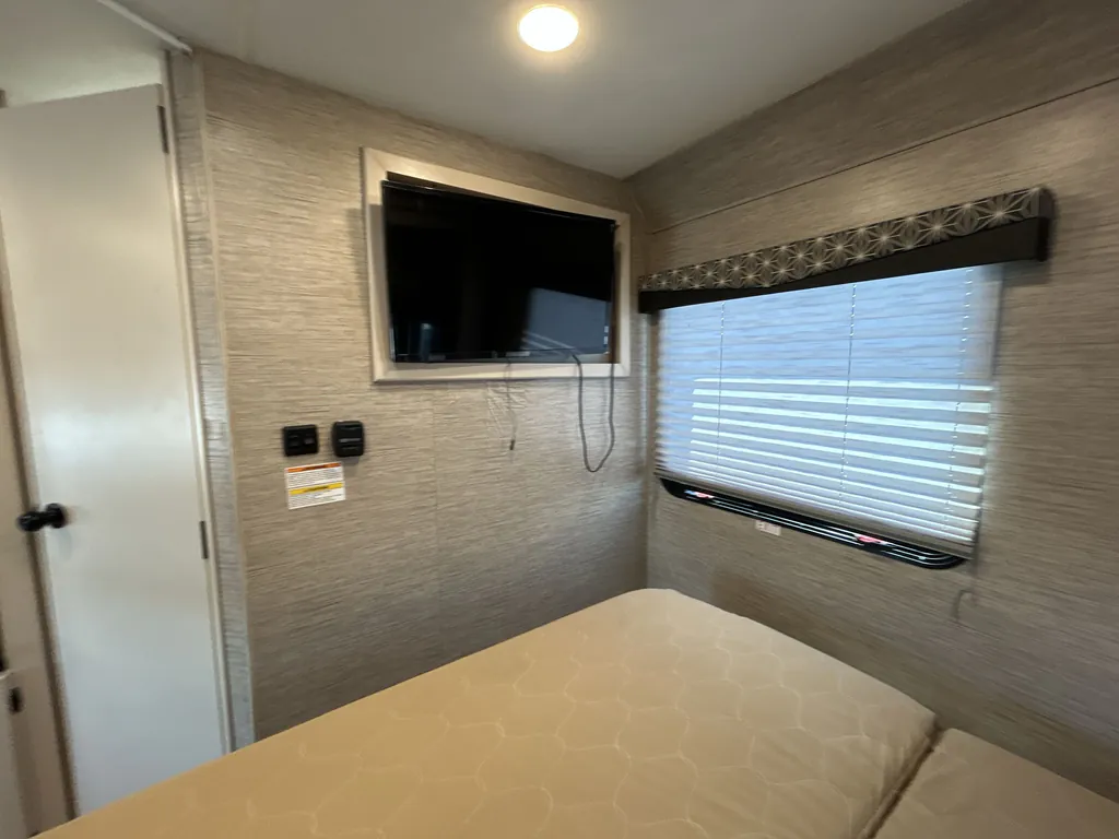 2022 Thor Motor Coach Freedom Elite 22FE, Photos photo 15