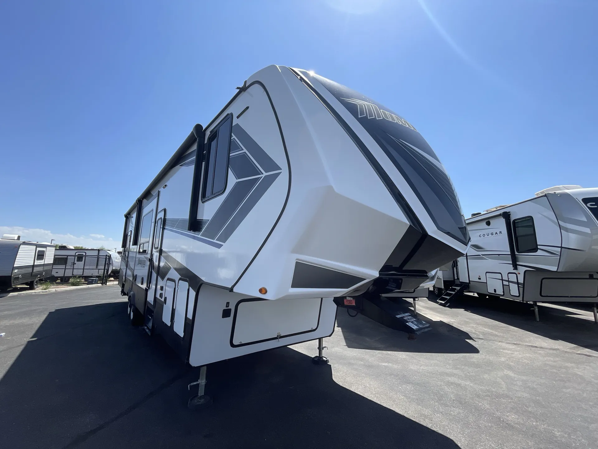 2021 Grand Design Momentum G-Class 350G - Photo 2