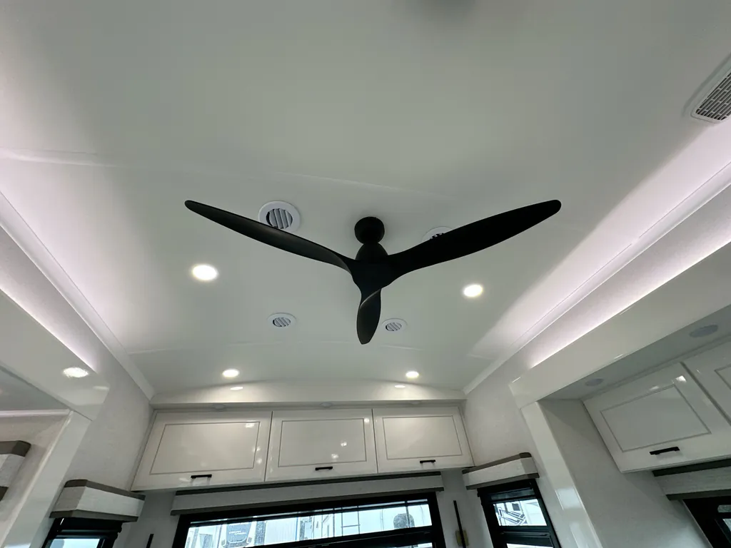 2027 Jayco Pinnacle 36FBTS, Photos photo 14