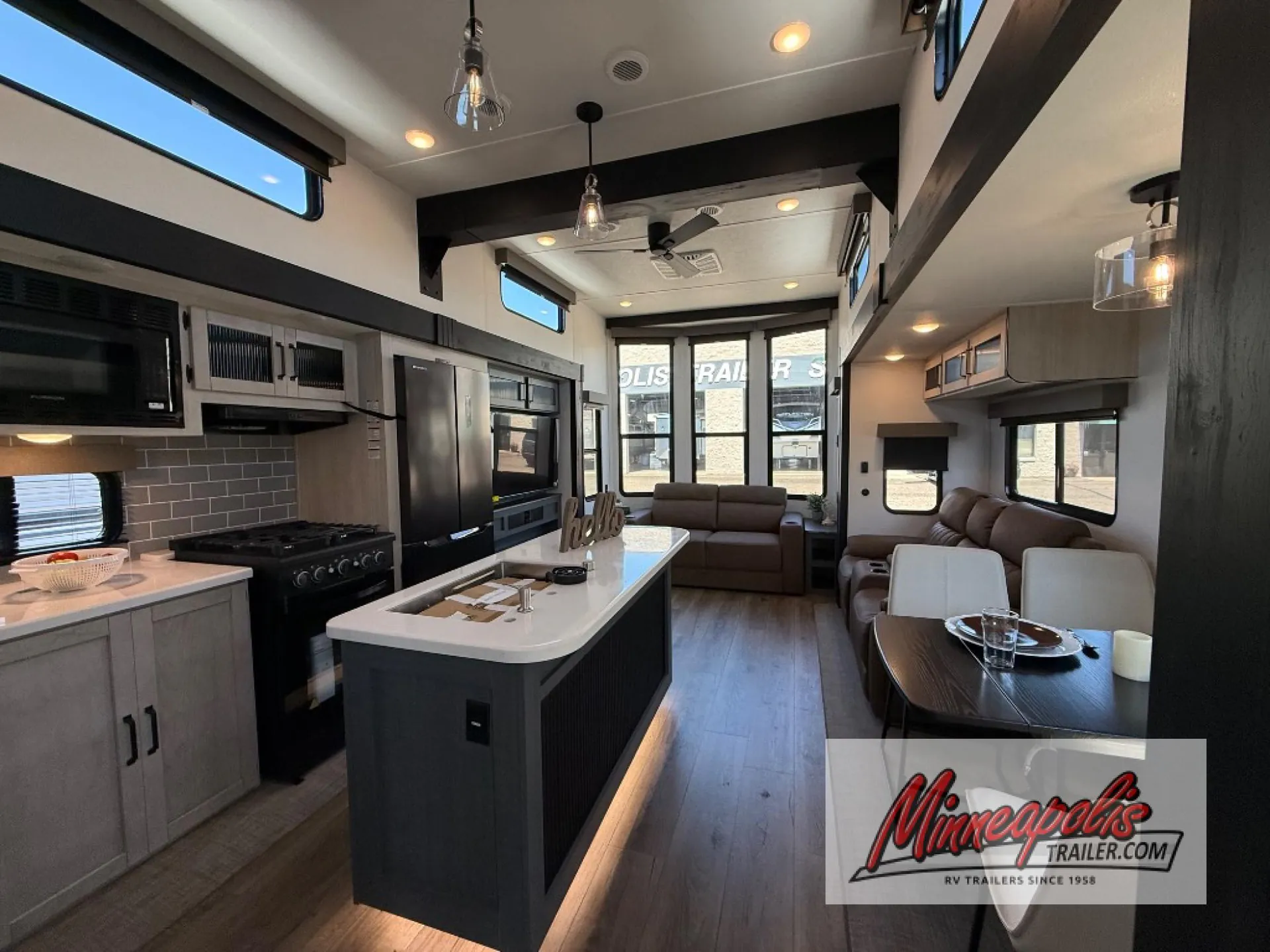 2027 Forest River Puma Vista 402LFT - Photo 3