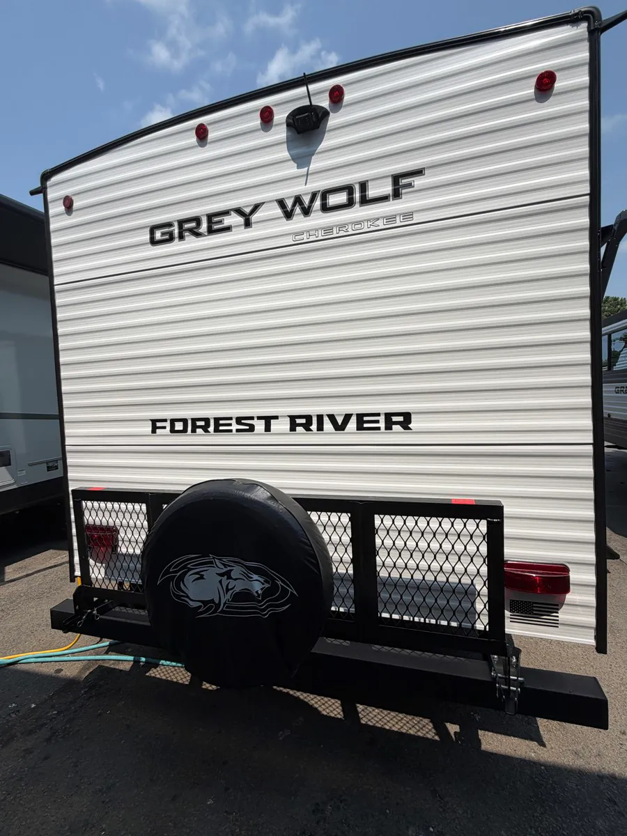 2027 Forest River Cherokee Grey Wolf 29QB — Photo 5