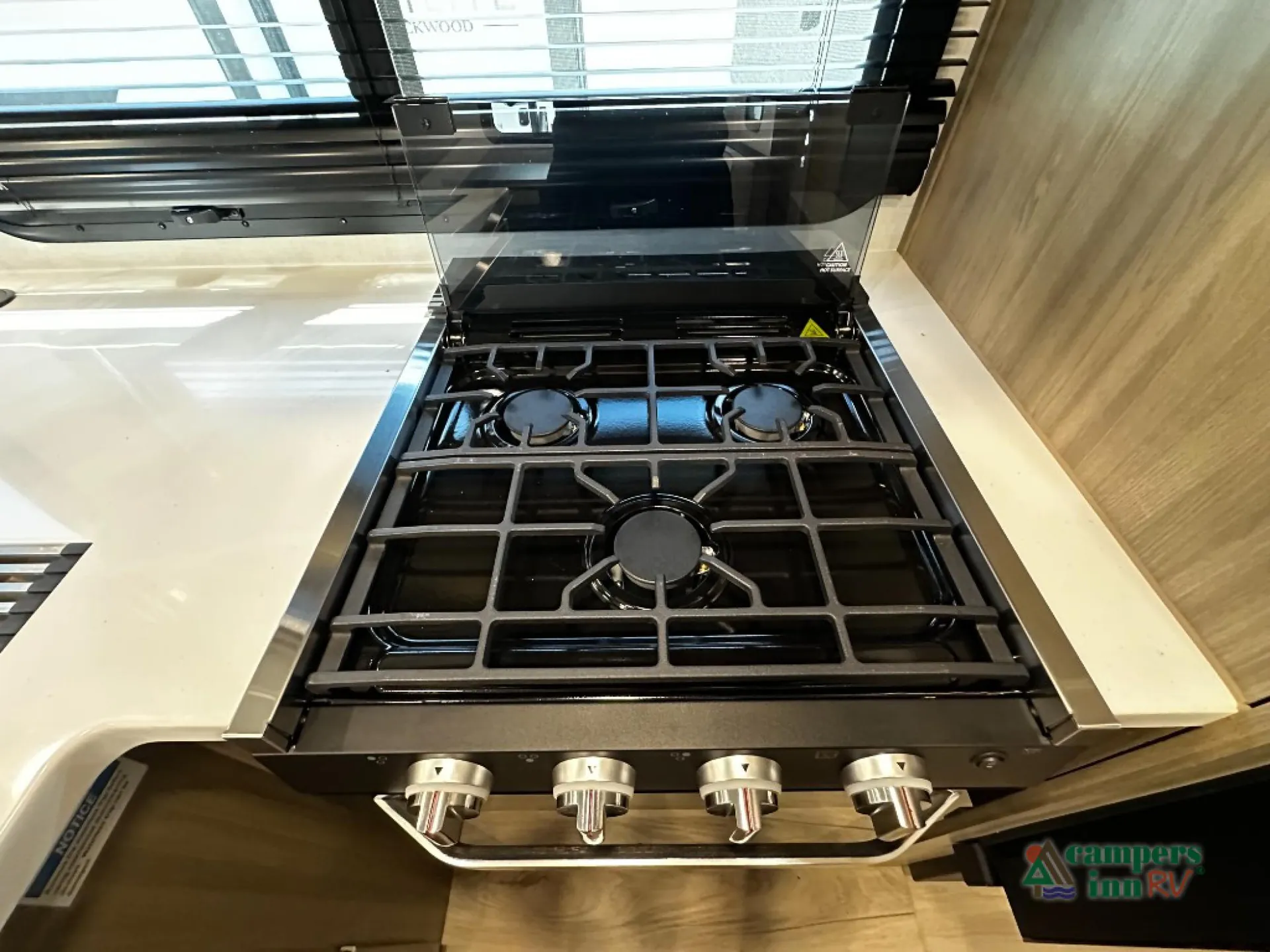 2027 Forest River Rockwood Mini Lite 2509S — Photo 7