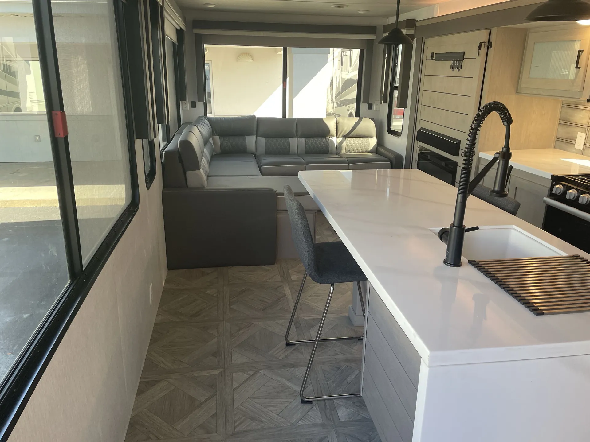 2024 Forest River Wildwood 28VIEW — living area main