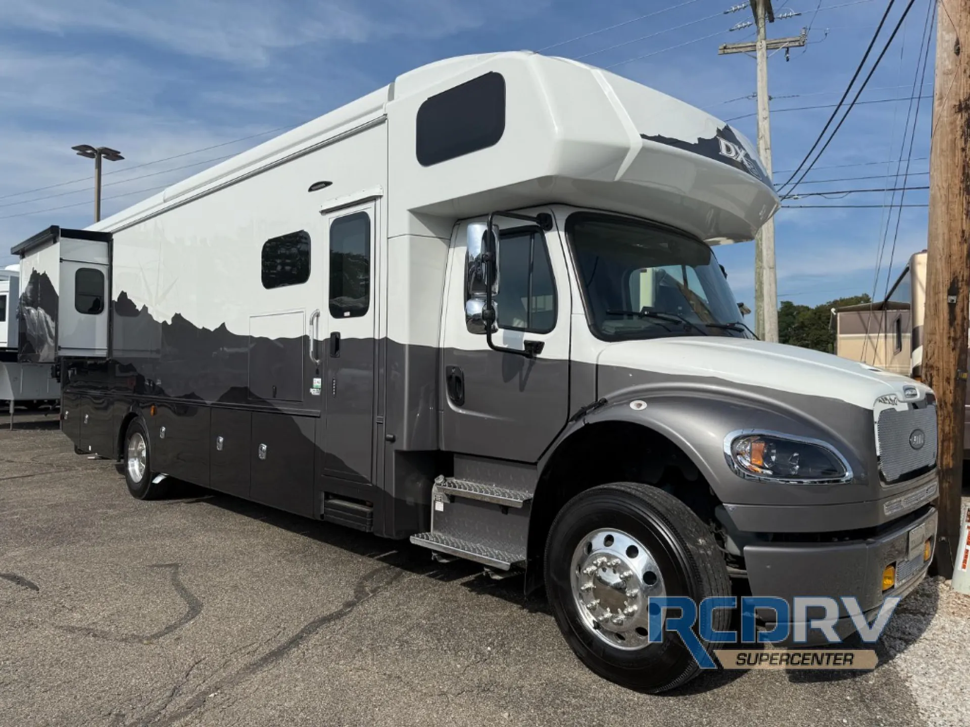 2023 Dynamax Corp DX3 34KD - Photo 2