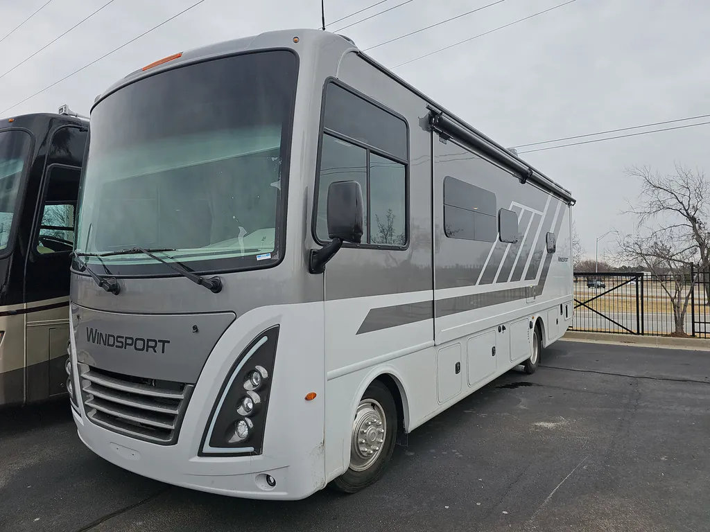 2026 Thor Motor Coach Windsport 29L, Photos photo 6
