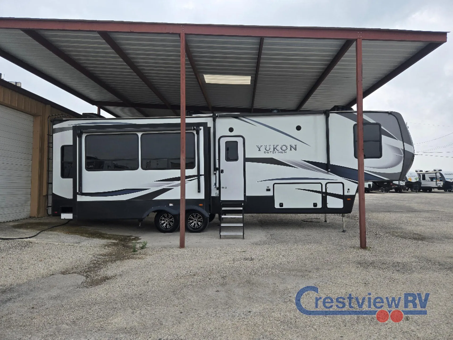 2022 Dutchmen Yukon 320RL - Photo 4