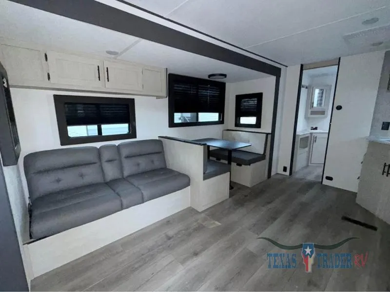 2026 Shasta RVs i-5 Edition 533BH - Photo 4
