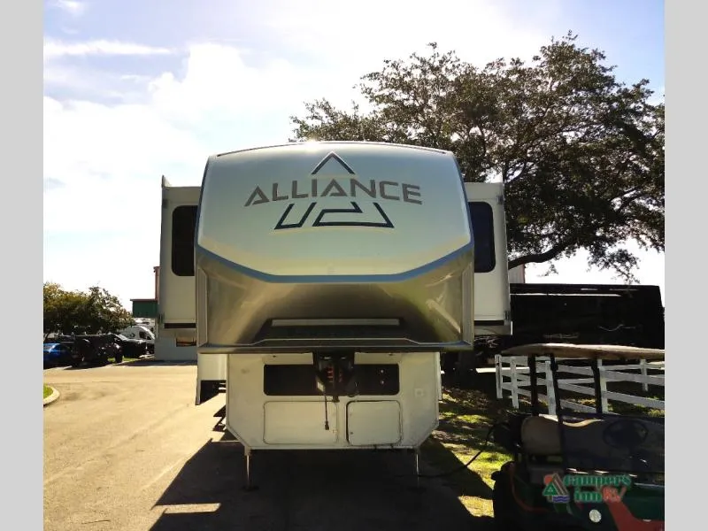 2026 Alliance RV Paradigm 385FL - Photo 4