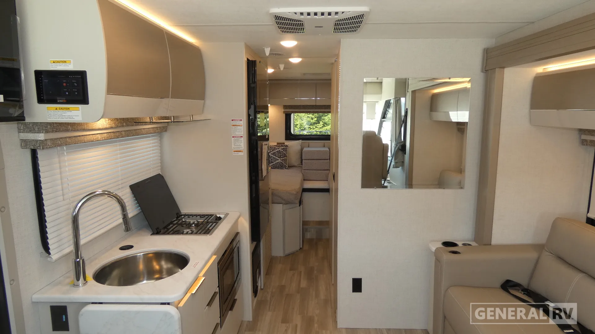 2026 Thor Motor Coach Vegas 24.1 - Photo 3