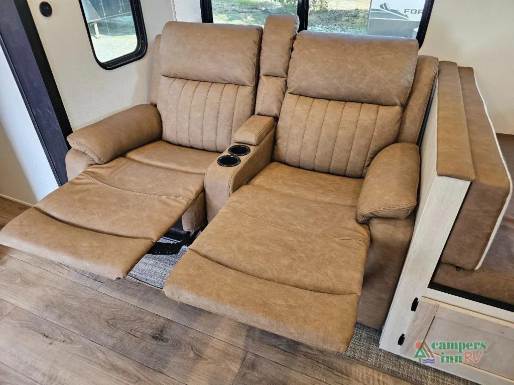 2026 Palomino Puma 337BH, Photos photo 36