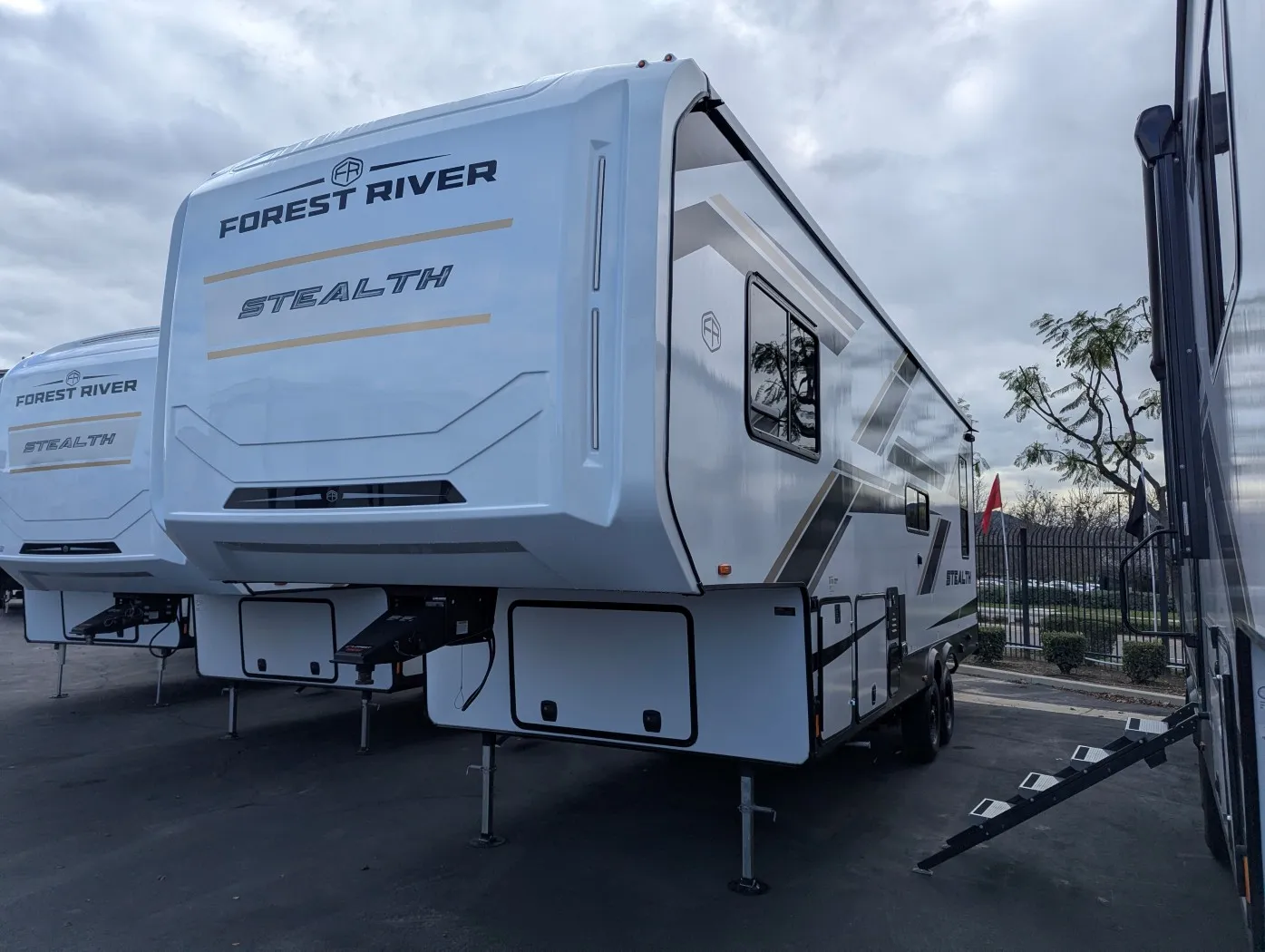 2026 Forest River Stealth 2710 - Photo 4