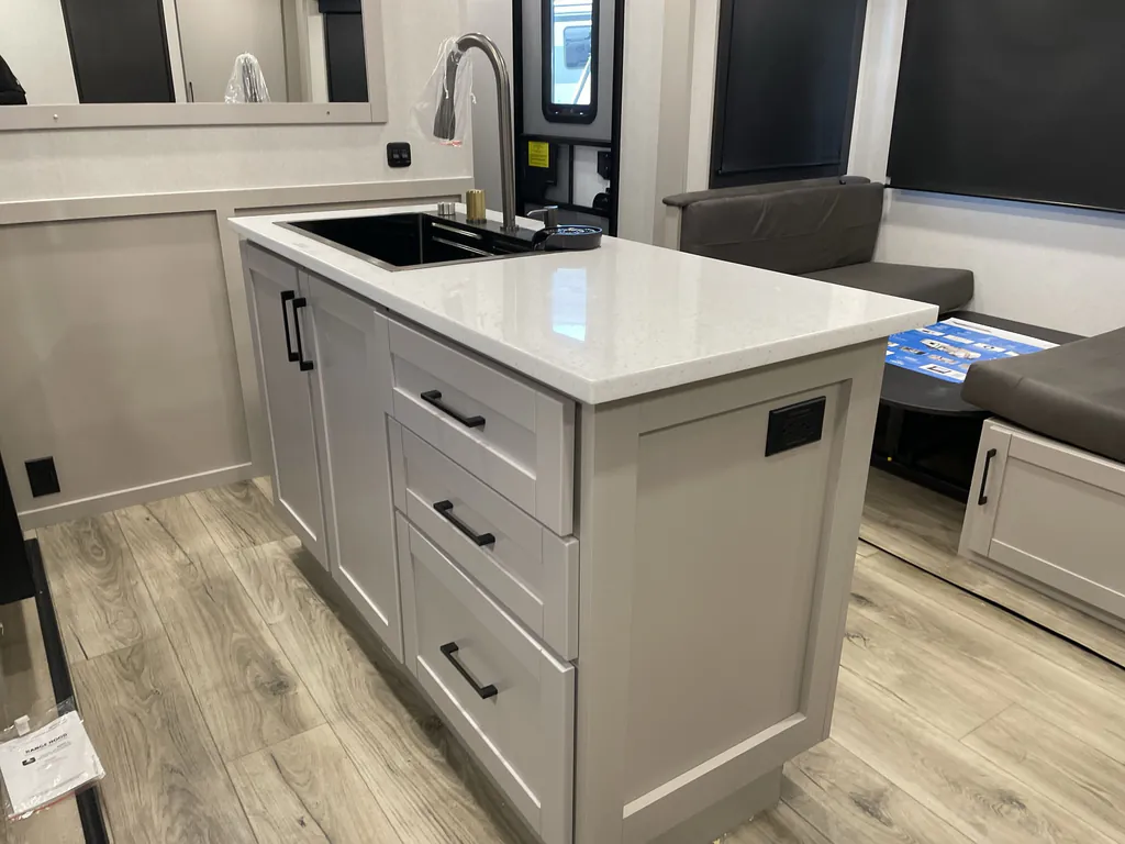2026 Jayco Jay Feather 32QBH, Photos photo 31