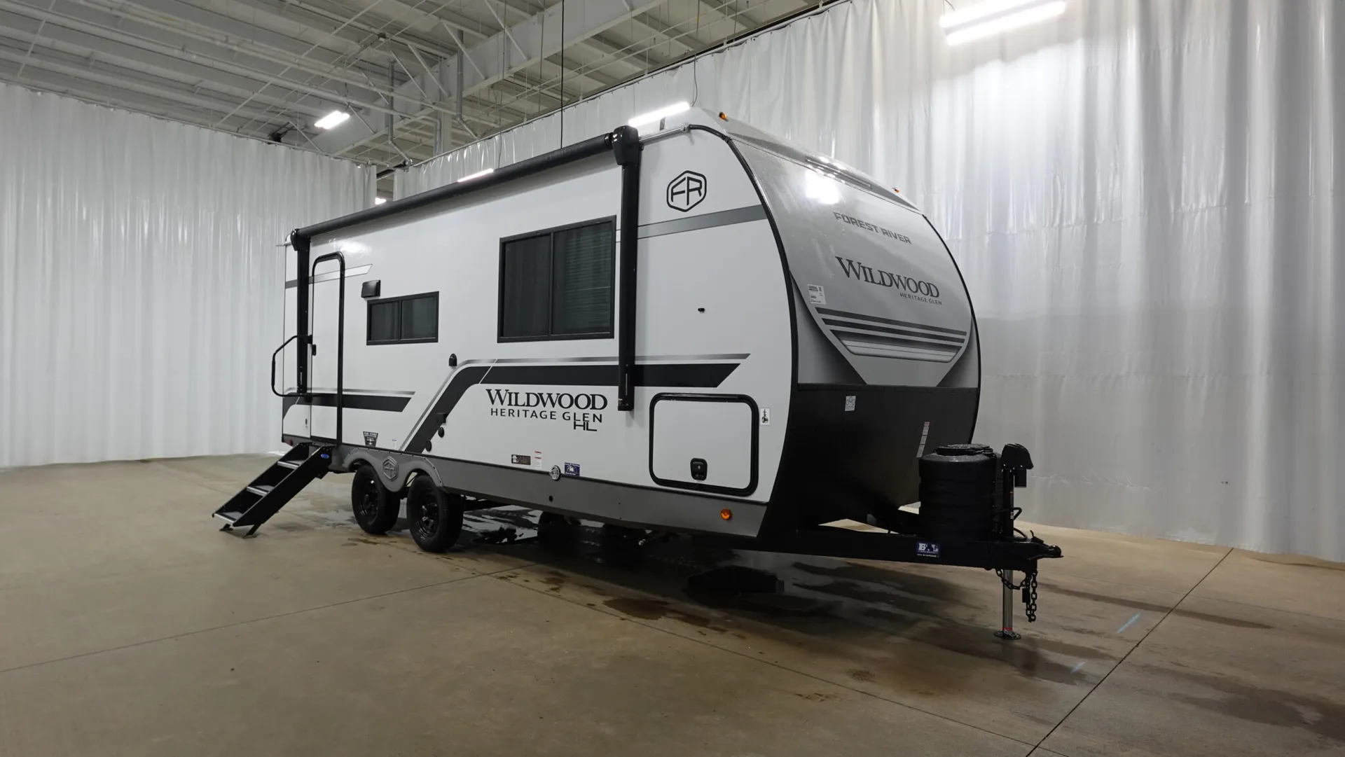 2026 Forest River Wildwood Heritage Glen Hyper-Lyte 21RBHL - Photo 2