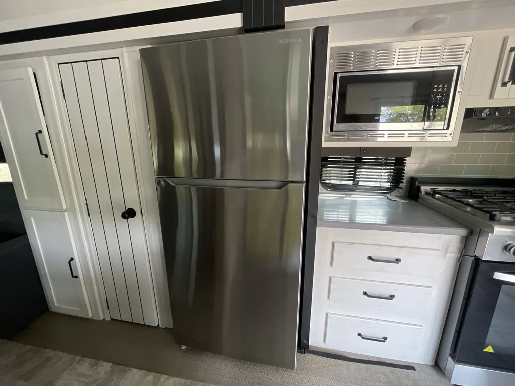 2024 Forest River Puma 38DEN, Photos photo 8