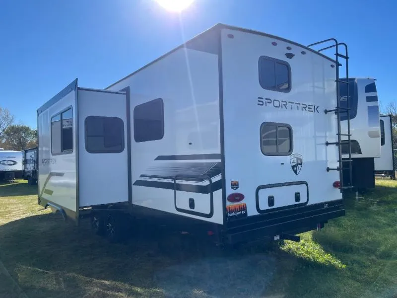 2026 Venture RV SportTrek 271VBH - Photo 3