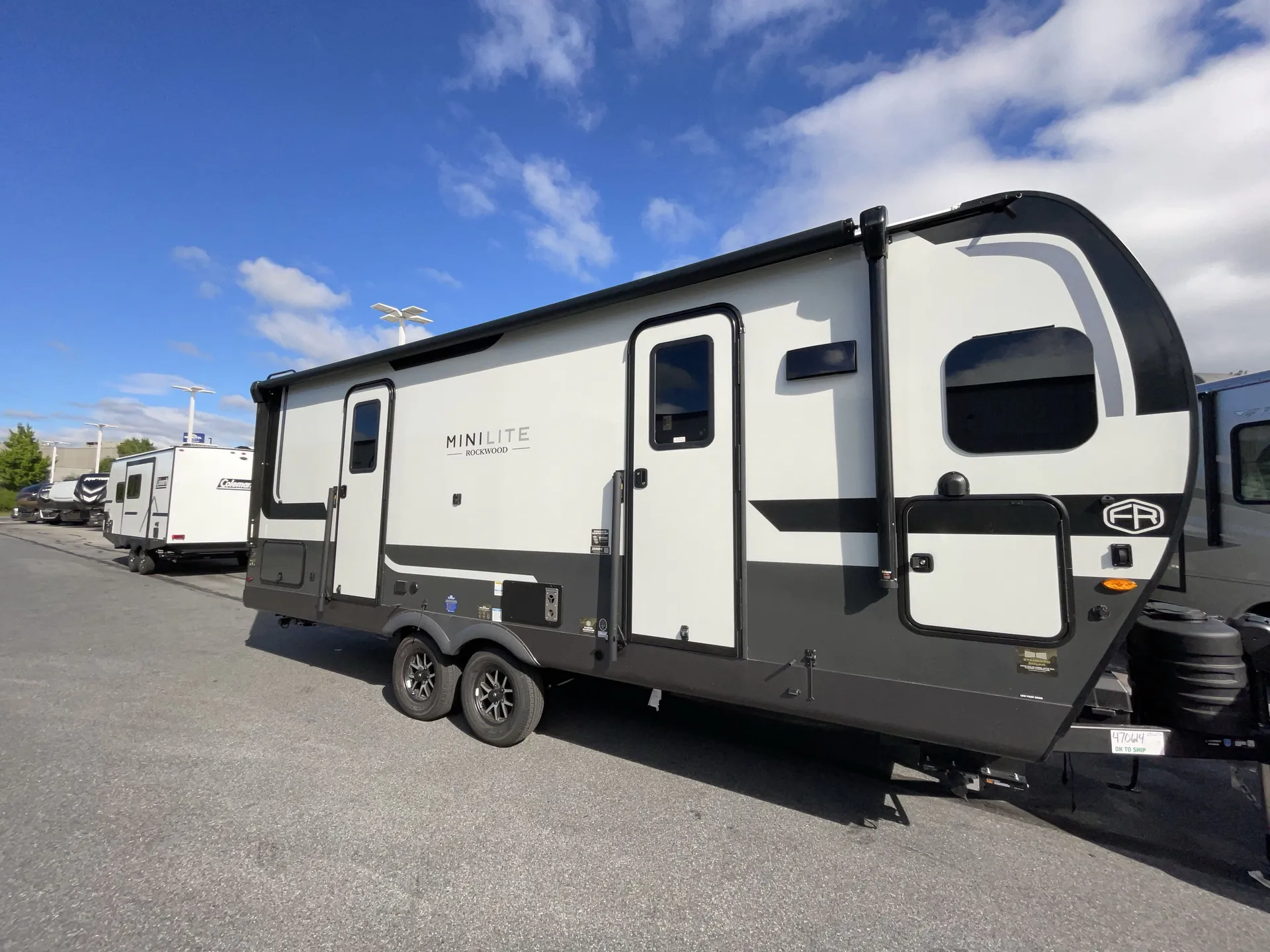 2027 Forest River Rockwood Mini Lite 2506FK