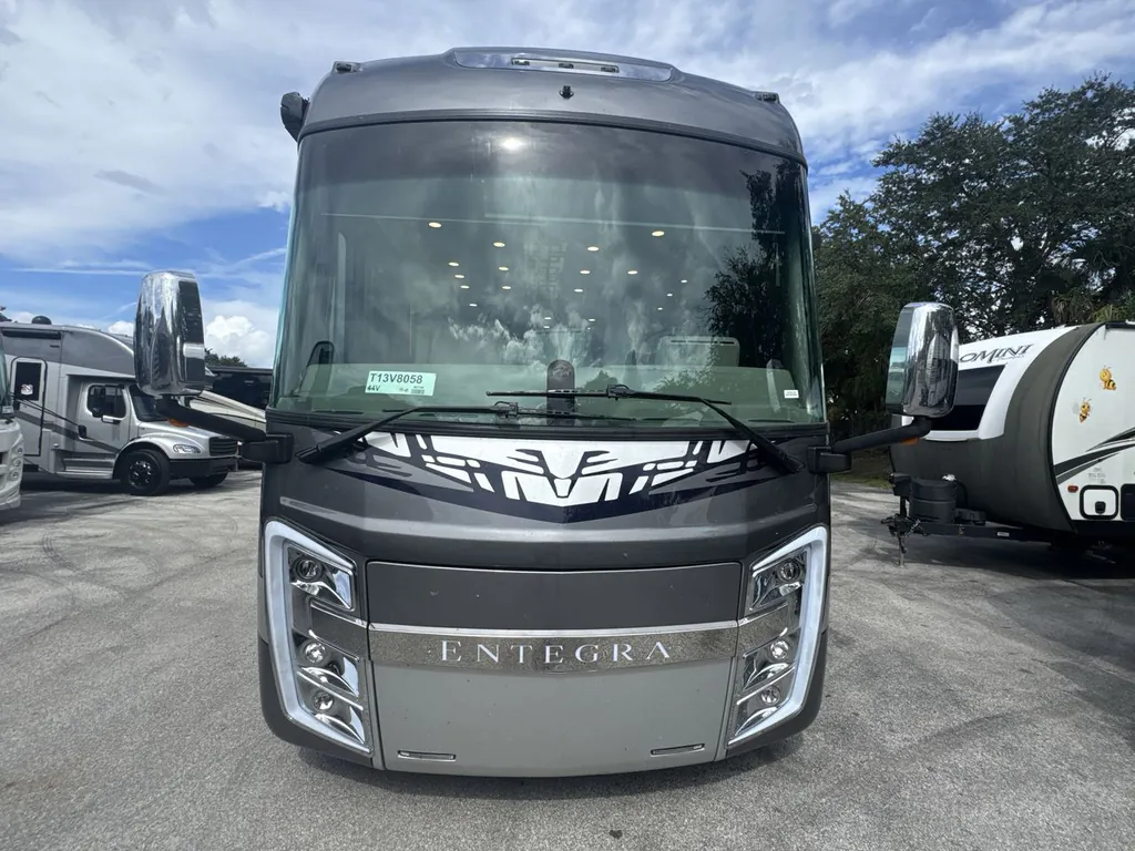 2026 Entegra Coach Aspire 44V, Photos photo 4