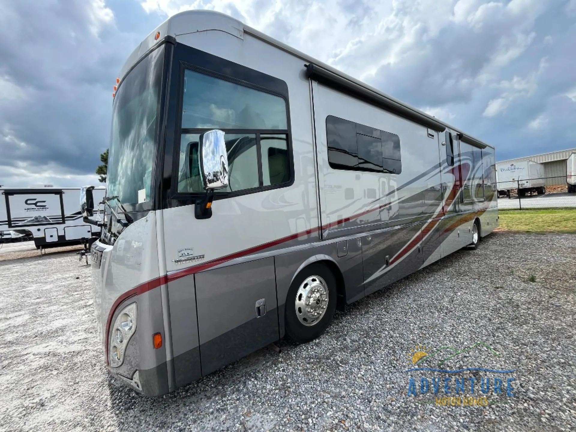 2018 Winnebago Journey 40J - Photo 2