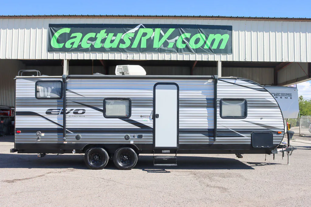 2022 Forest River EVO 268BH - Photo 2