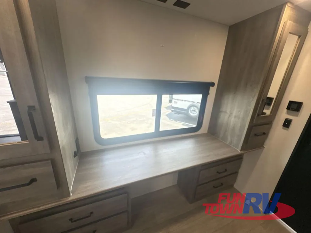 2027 Forest River Solaire 3300FLBS, Photos photo 16
