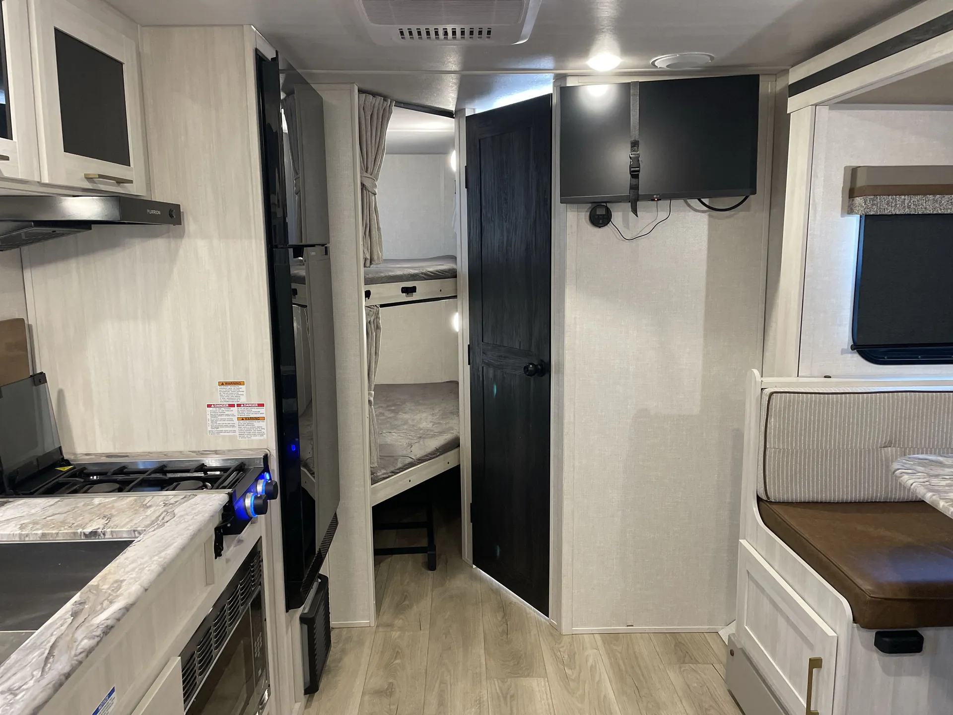 2024 Forest River Surveyor Legend 235FKLE — living area main