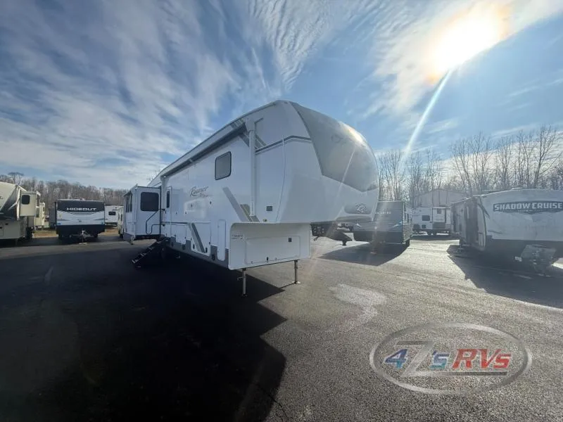 2026 Open Range RV Roamer 35MRQS - Photo 2
