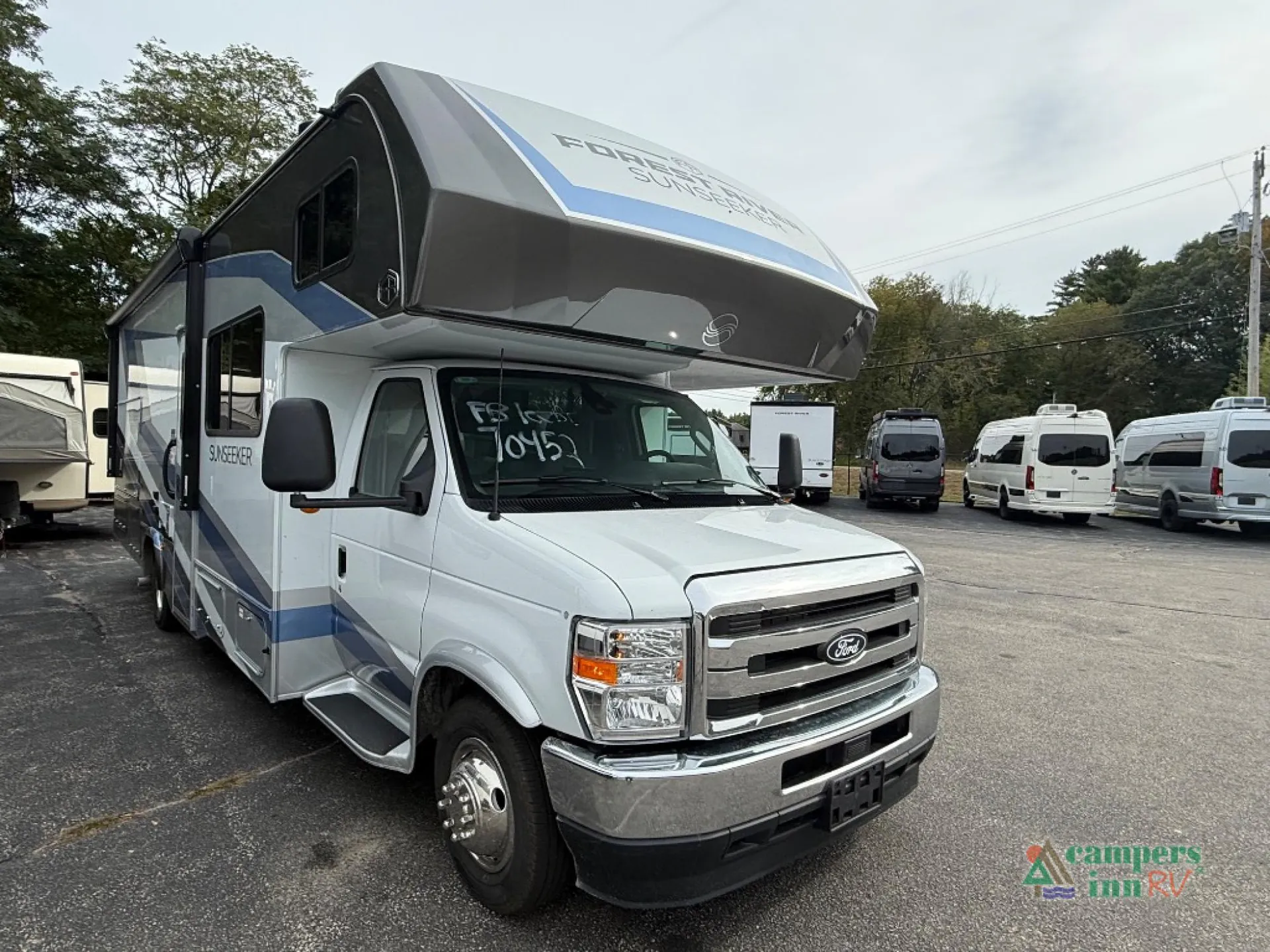 2027 Forest River Sunseeker 2860DS