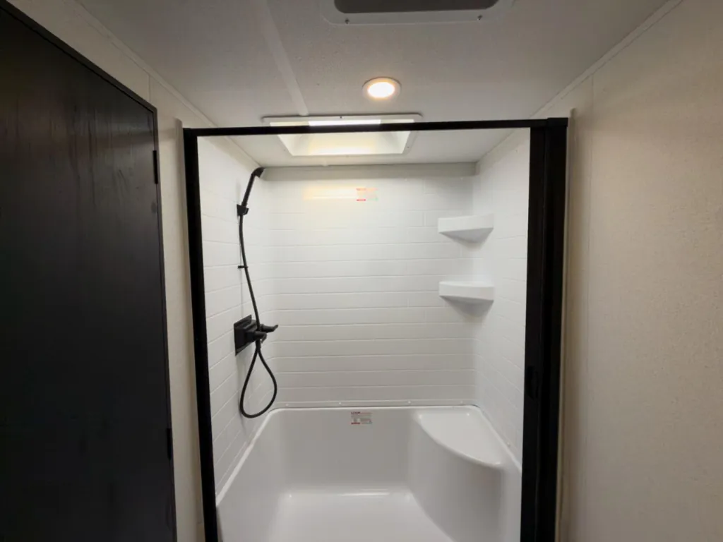 2027 Forest River Solaire 3150TBSS, Photos photo 40