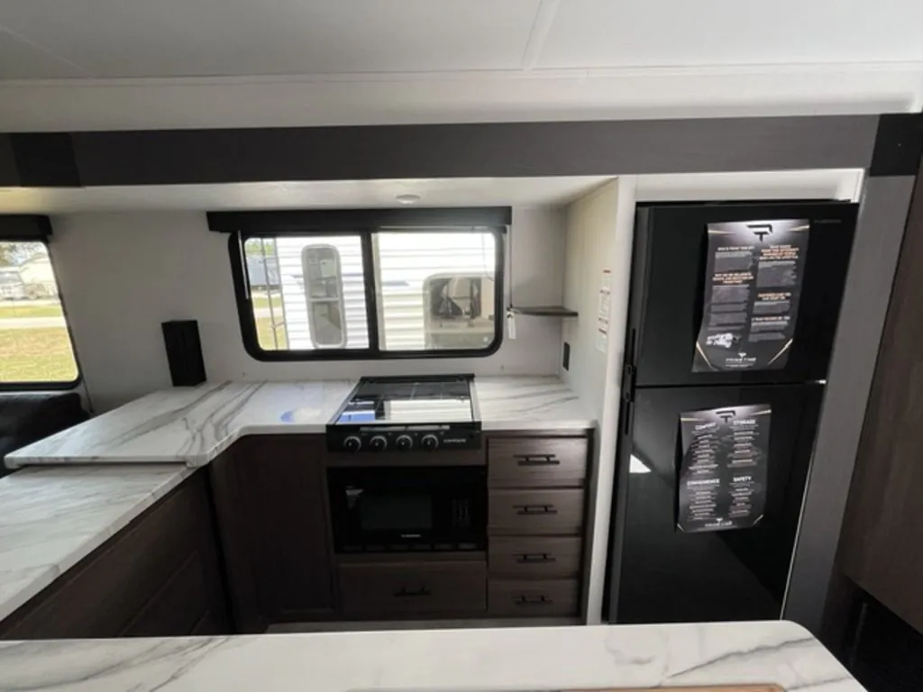 2027 Forest River Tracer 286RL, Photos photo 9