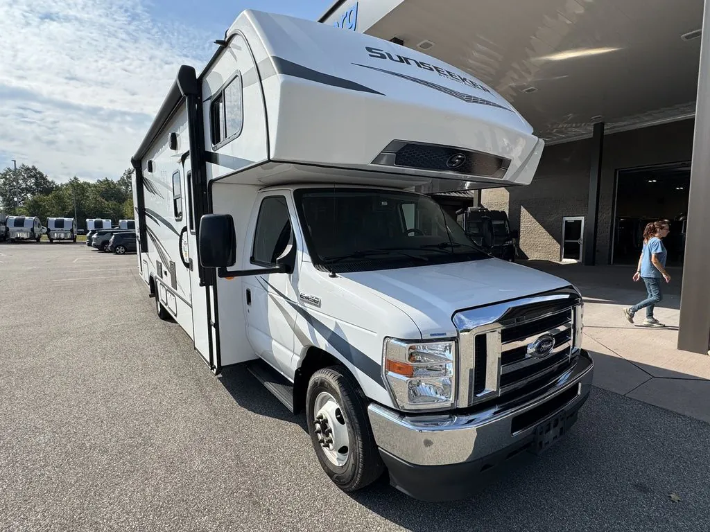 2023 Forest River Sunseeker 2850S LE - Photo 2