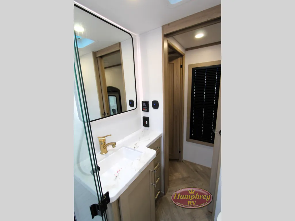2025 Keystone Raptor 415, Photos photo 27